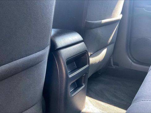 Used 2014 Nissan Sentra SR FWD image 39