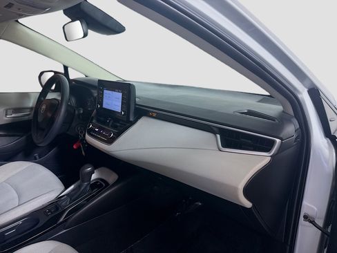 Used 2021 Toyota Corolla L FWD image 29