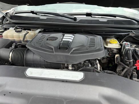 Used 2024 Jeep Wagoneer L Series II RWD image 39