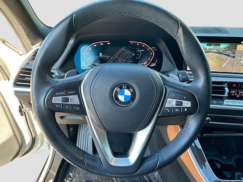 Used 2023 BMW X5 xDrive40i w/ Executive Package image 11