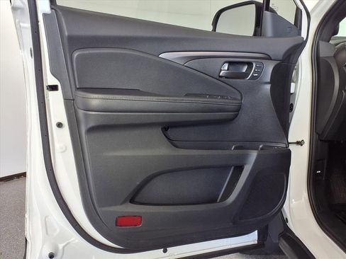 Used 2023 Honda Passport EX-L image 13