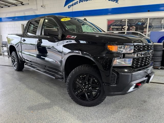 Used 2021 Chevrolet Silverado 1500 Custom Trail Boss AWD/4WD image 2