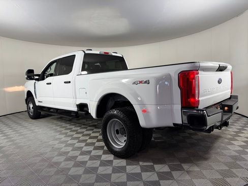 Used 2024 Ford F350 XLT image 7
