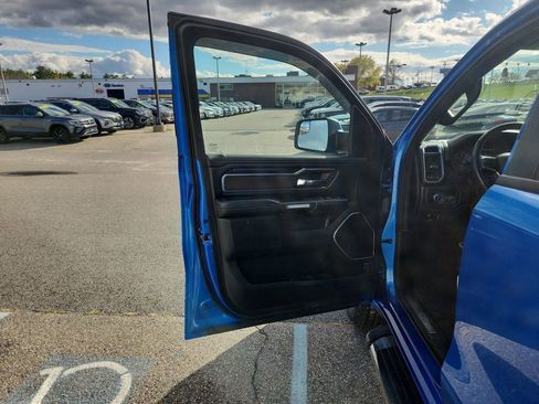 Used 2022 RAM 1500 Laramie w/ Sport Appearance Package image 11