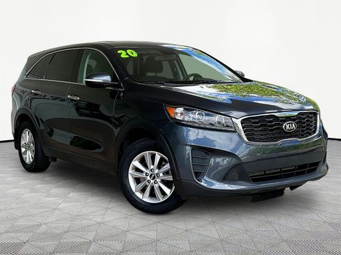 Used 2020 Kia Sorento LX FWD image 3