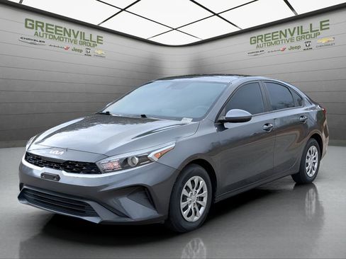 Used 2024 Kia Forte LX image 1