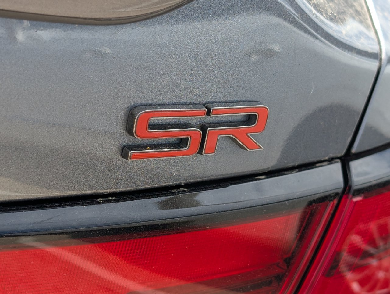 Used 2025 Nissan Sentra SR FWD image 7