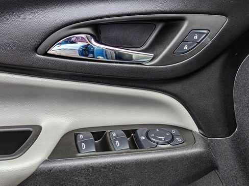 Certified 2024 Chevrolet Equinox LT image 14