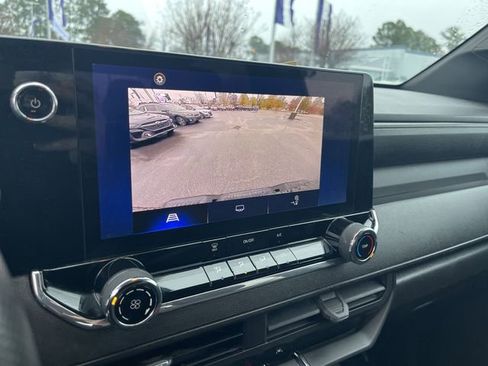 Used 2023 Chevrolet Colorado W/T image 28