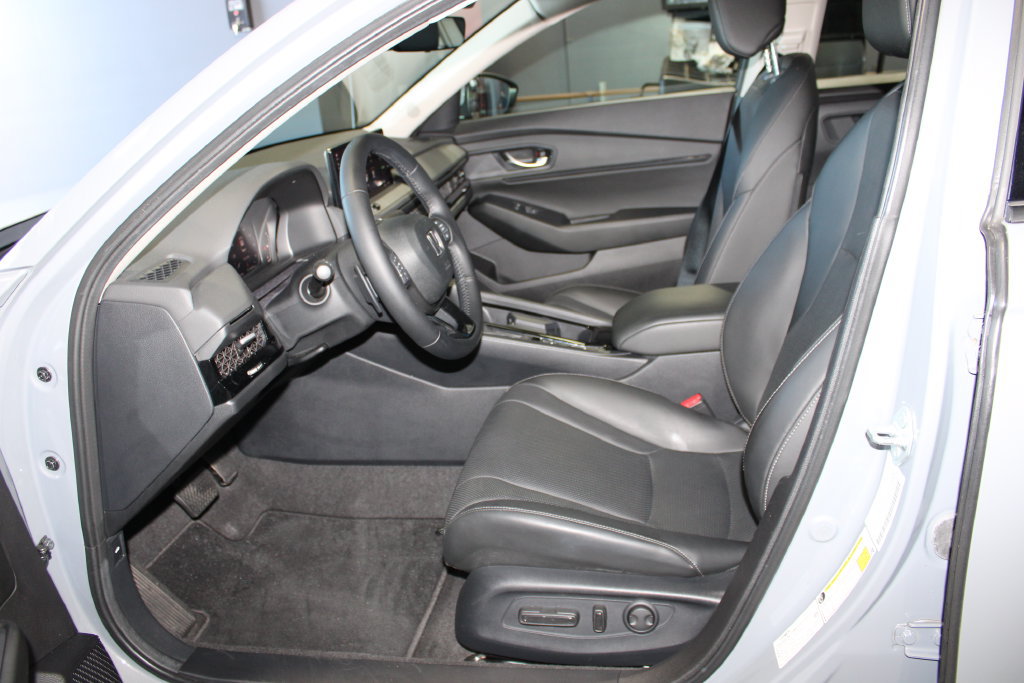 Used 2024 Honda Accord EX-L image 7