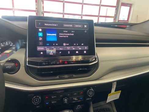 New 2026 Jeep Compass Limited image 35