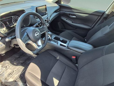 Certified 2024 Nissan Sentra SV FWD image 19