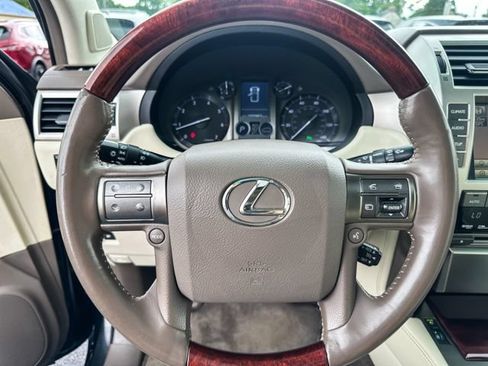 Used 2010 Lexus GX 460 AWD/4WD image 15