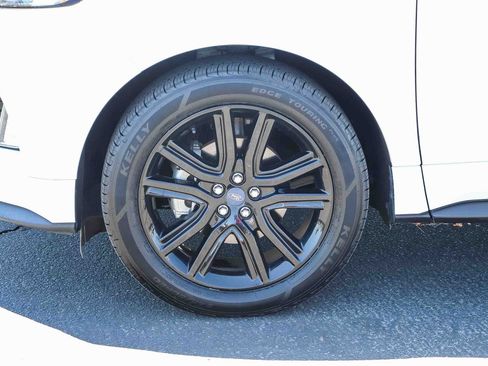 Certified 2020 Ford Edge ST-Line FWD image 9