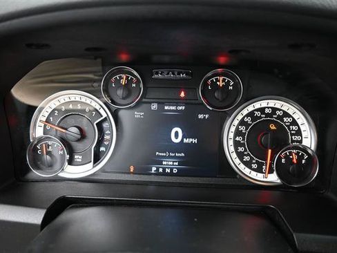 Used 2018 RAM 1500 Big Horn AWD/4WD image 8