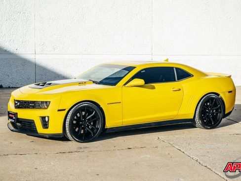 Used 2013 Chevrolet Camaro ZL1 image 48