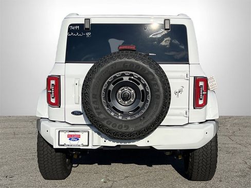 New 2025 Ford Bronco Outer Banks w/ Sasquatch Package image 26