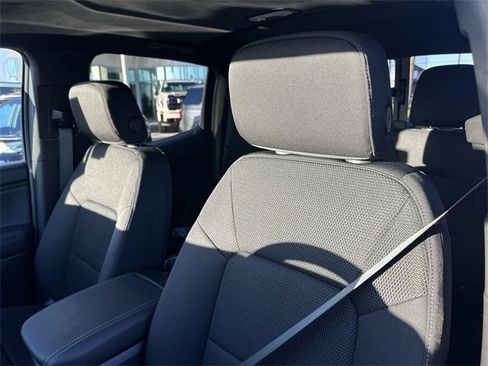 New 2026 GMC Canyon Elevation w/ LPO, Black Badging Package image 21