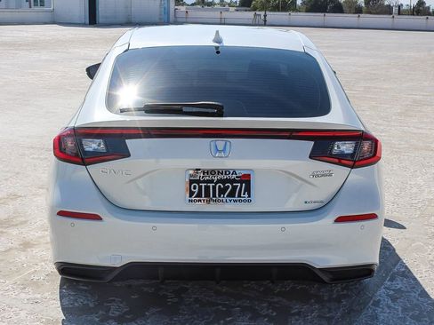 Certified 2025 Honda Civic Sport Touring image 5