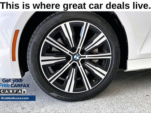 Used 2025 BMW 330i xDrive Sedan w/ Convenience Package AWD/4WD image 11