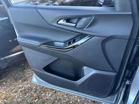 Used 2025 Chevrolet Equinox LT image 20