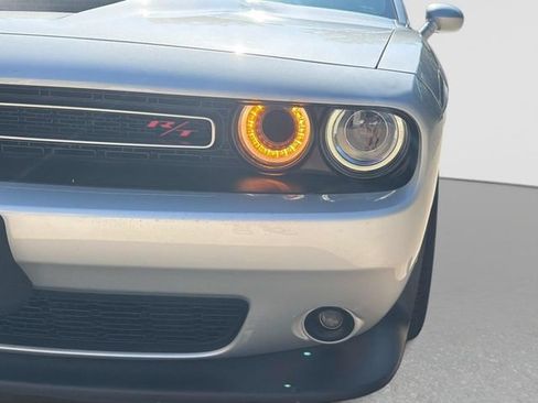 Used 2022 Dodge Challenger R/T RWD image 11