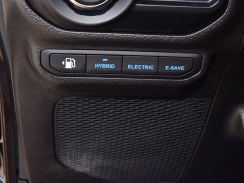 Used 2023 Jeep Wrangler Unlimited Rubicon 4xe w/ Steel Bumper Group image 32