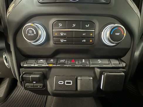 Certified 2023 GMC Sierra 1500 Pro w/ Graphite Edition AWD/4WD image 29