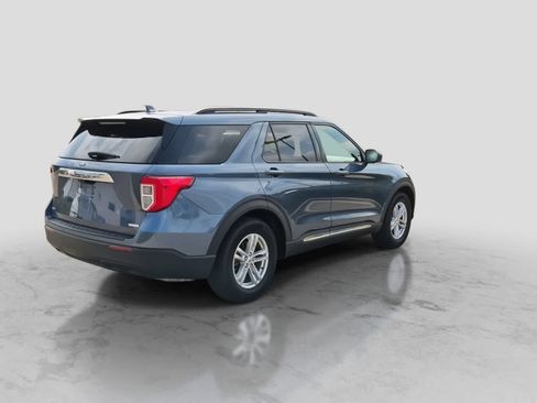 Used 2020 Ford Explorer XLT RWD image 8