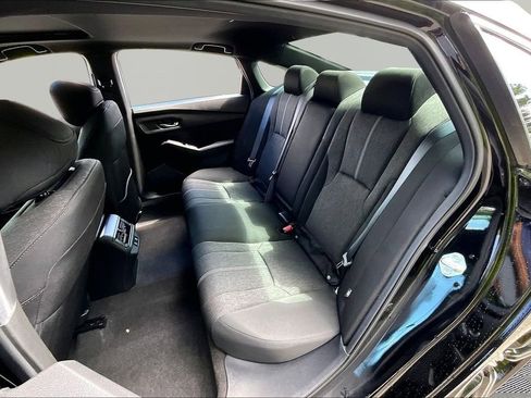 Used 2025 Honda Accord Sport image 18