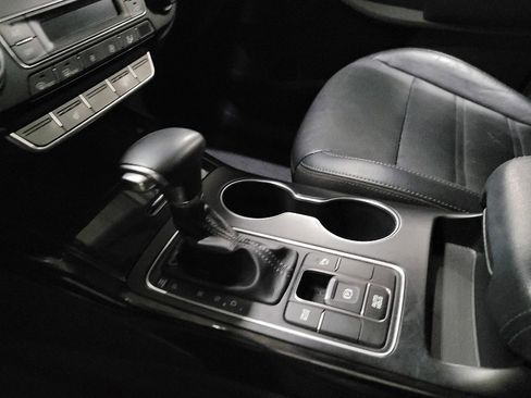 Used 2019 Kia Sorento EX image 26