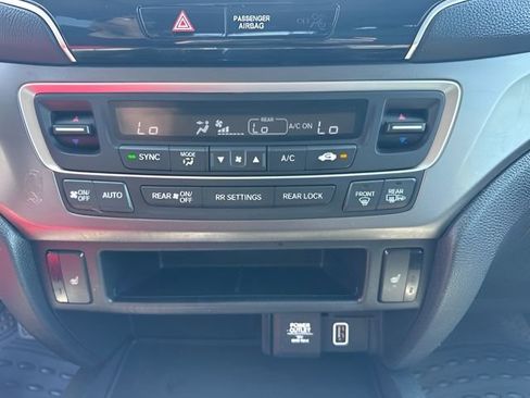 Used 2022 Honda Pilot EX-L image 25