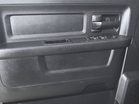 Used 2016 RAM 1500 Express image 20