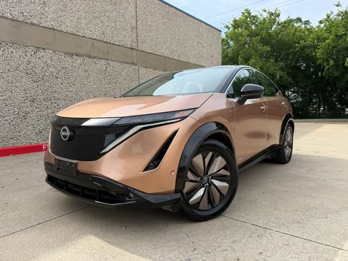 Used 2023 Nissan Ariya FWD image 1