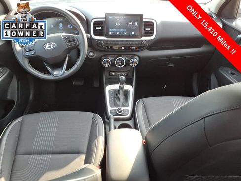 Used 2026 Hyundai Venue SEL FWD image 11