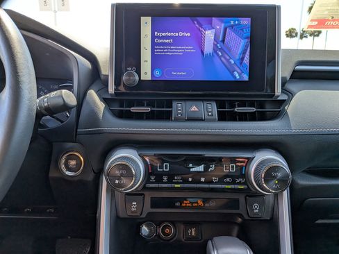 Used 2025 Toyota RAV4 XLE Premium FWD image 19