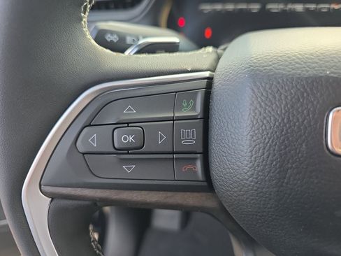 New 2026 Jeep Grand Cherokee Limited image 17