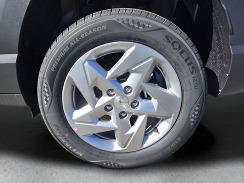 New 2026 Hyundai Kona SE image 11