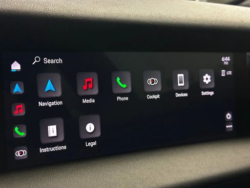 Used 2022 Porsche Taycan image 42