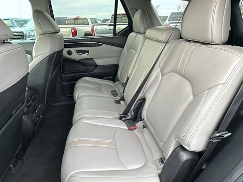 Used 2024 Honda Pilot EX-L image 13