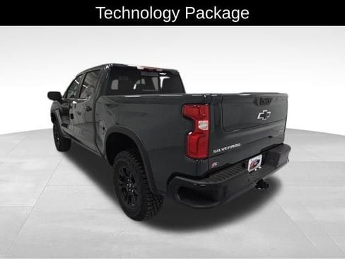 New 2026 Chevrolet Silverado 1500 ZR2 image 4