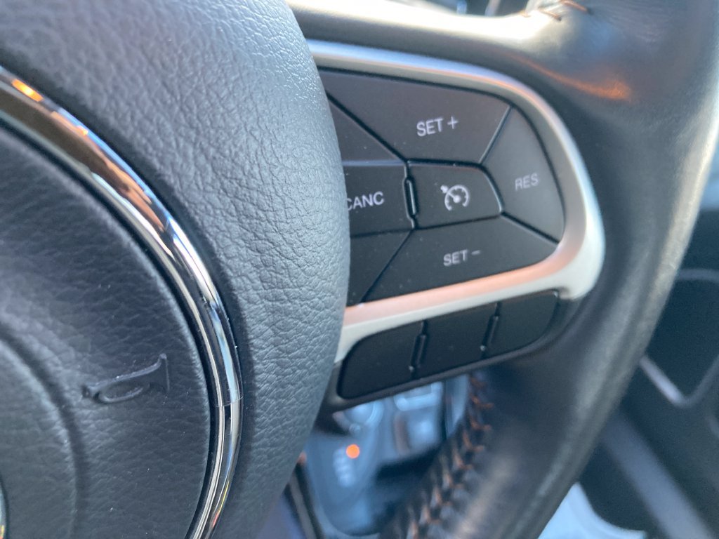 Used 2019 Jeep Compass Limited w/ Safety & Security Group AWD/4WD image 40