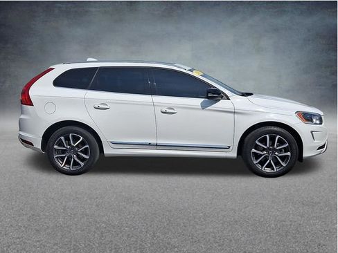 Used 2017 Volvo XC60 T6 Dynamic w/ Climate Package AWD/4WD image 7