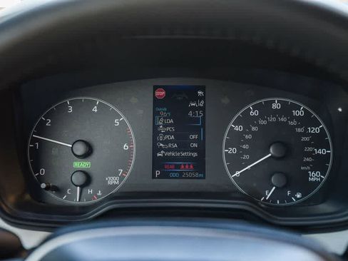 Used 2023 Toyota Corolla SE w/ Carpet Mat Package (TMS) image 21