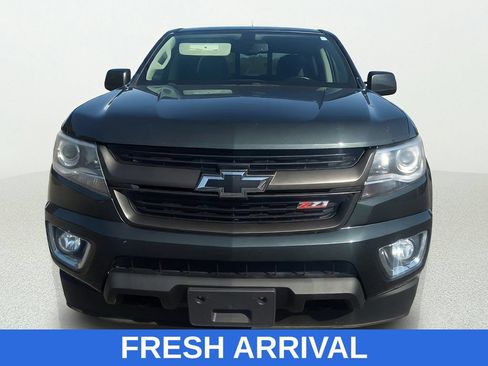 Used 2018 Chevrolet Colorado Z71 AWD/4WD image 2