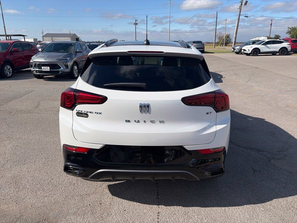 Used 2024 Buick Encore GX Sport Touring FWD image 5