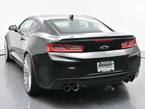 Used 2017 Chevrolet Camaro LT image 6