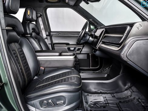 Used 2023 Rivian R1T Adventure image 24