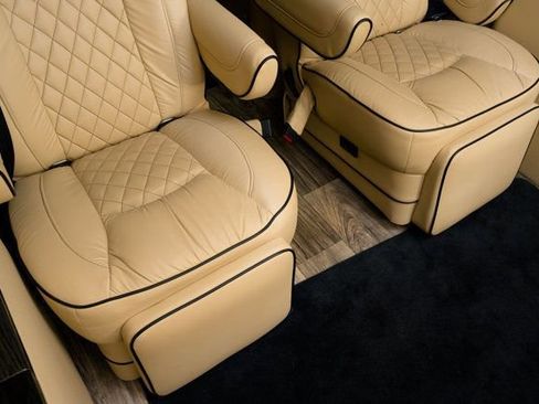 Used 2021 Mercedes-Benz Sprinter 3500 image 20