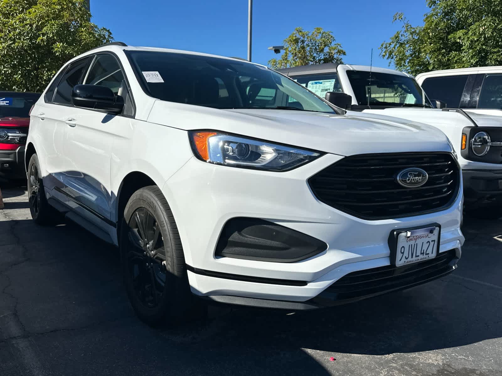 Used 2023 Ford Edge SE w/ Black Appearance Package AWD/4WD image 3